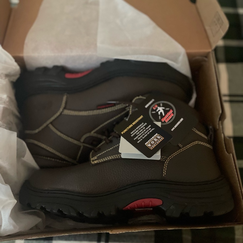 SKETCHERS SIZE 12